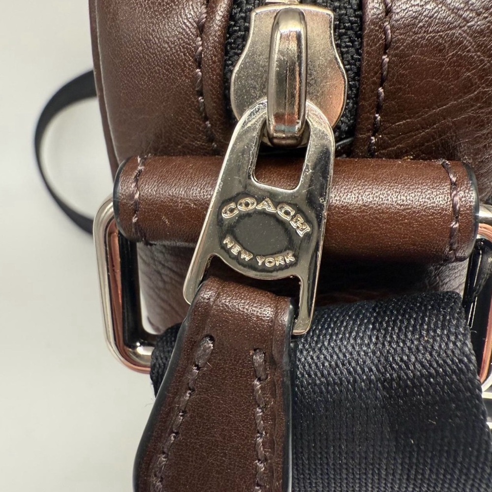 Coach Rich Brown Leather Messenger Bag - Picture 6 of 8